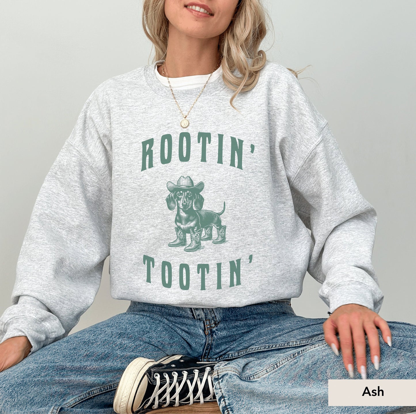 Rootin Tootin Dachshund Sweatshirt, Dachshund, Doxie Mama, Dachshund Sweatshirt, Dachshund Gift, Doxie Shirt, sausage dog, Dachshund shirt