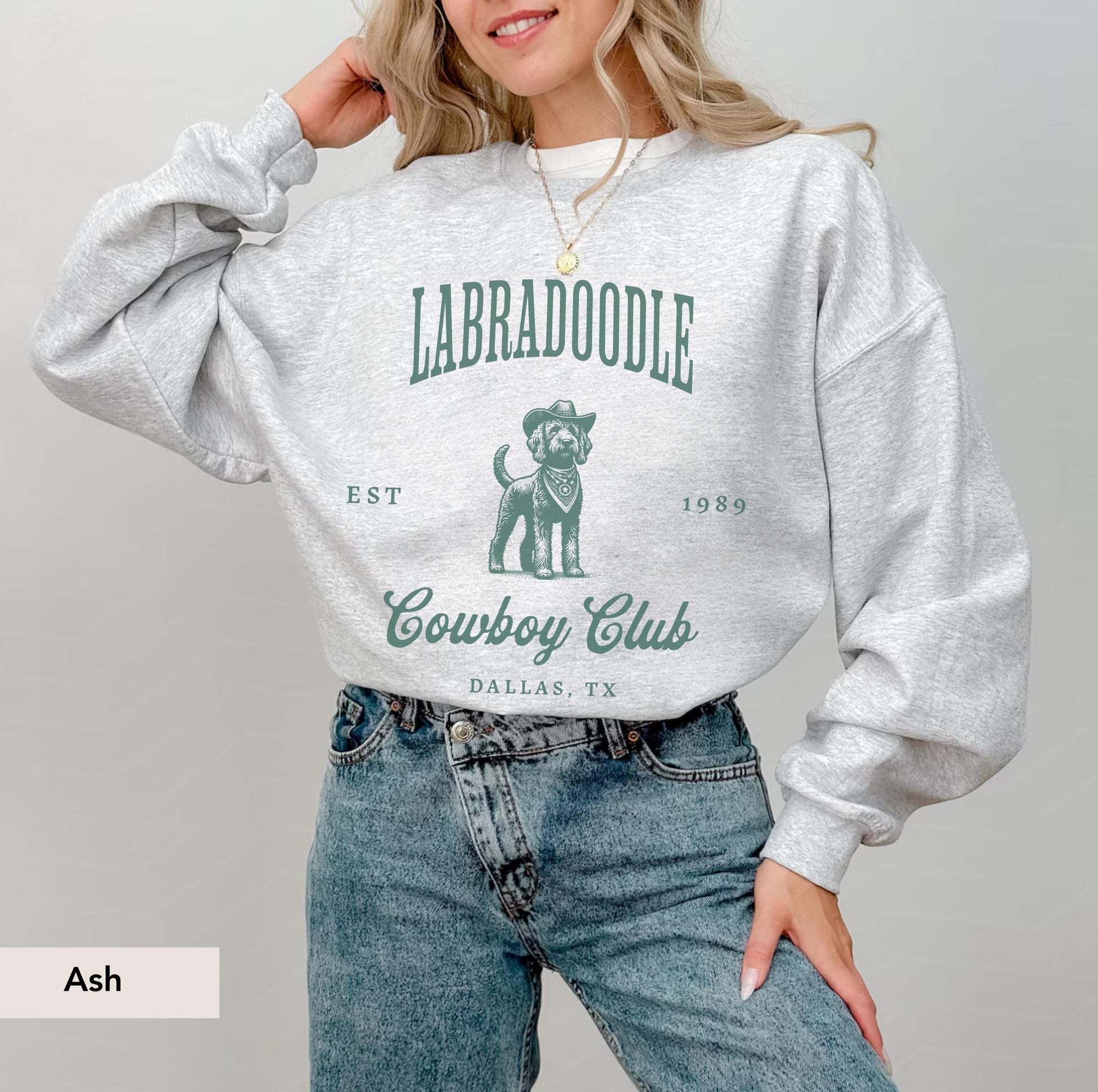 Howdy Labradoodle cowboy sweatshirt, Labradoodle, Labradoodle sweatshirt, Labradoodle gift, Labradoodle mom, Labradoodle shirt, Dog cowboy