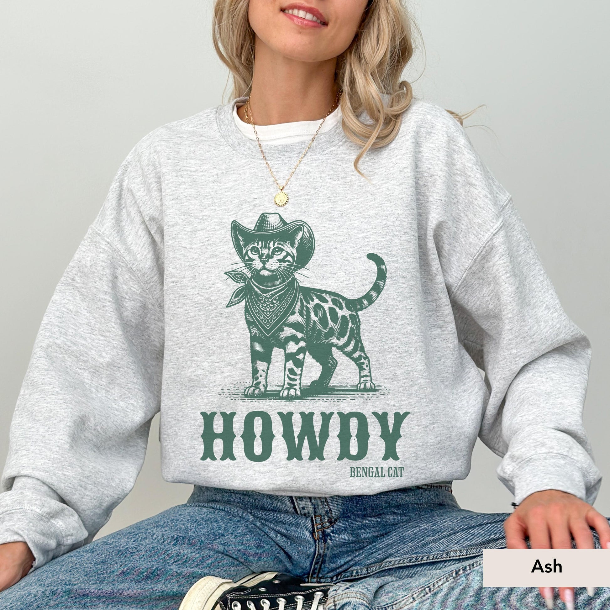 Howdy Bengal Cat Sweatshirt, Cat Mom Crewneck, Bengal Cat, Gift for Bengal Cat Owner, Bengal Cat Gift, Bengal cat shirt