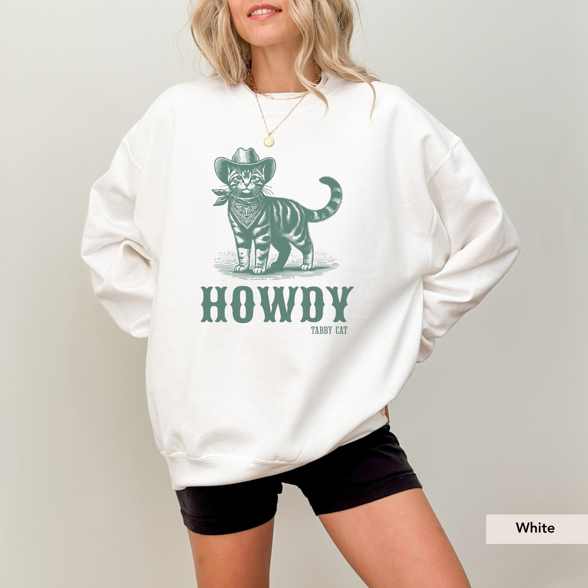 Howdy Tabby cat Sweatshirt, Tabby cat, Tabby cat gifts, Tabby cat mom, Tabby cat Shirt, Cat mom sweatshirt, cat owner gift, Tabby Cat gift