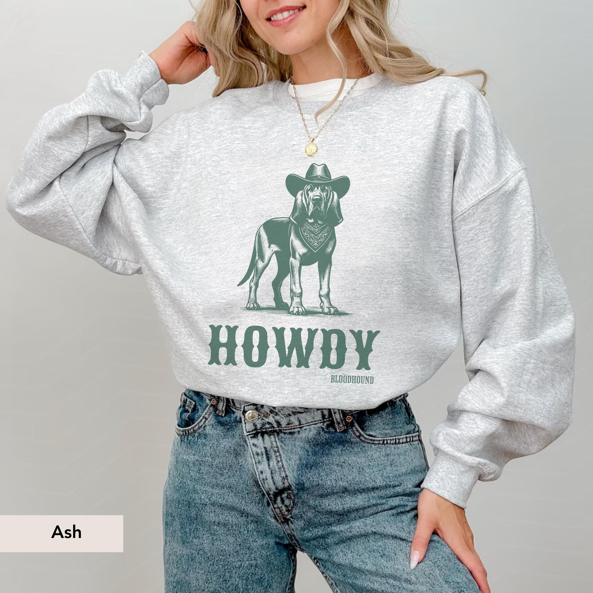 Howdy Bloodhound Sweatshirt, Bloodhound, Bloodhound mom, Dog mom crewneck, Bloodhound gift, Bloodhound Sweatshirt, Dog Cowboy