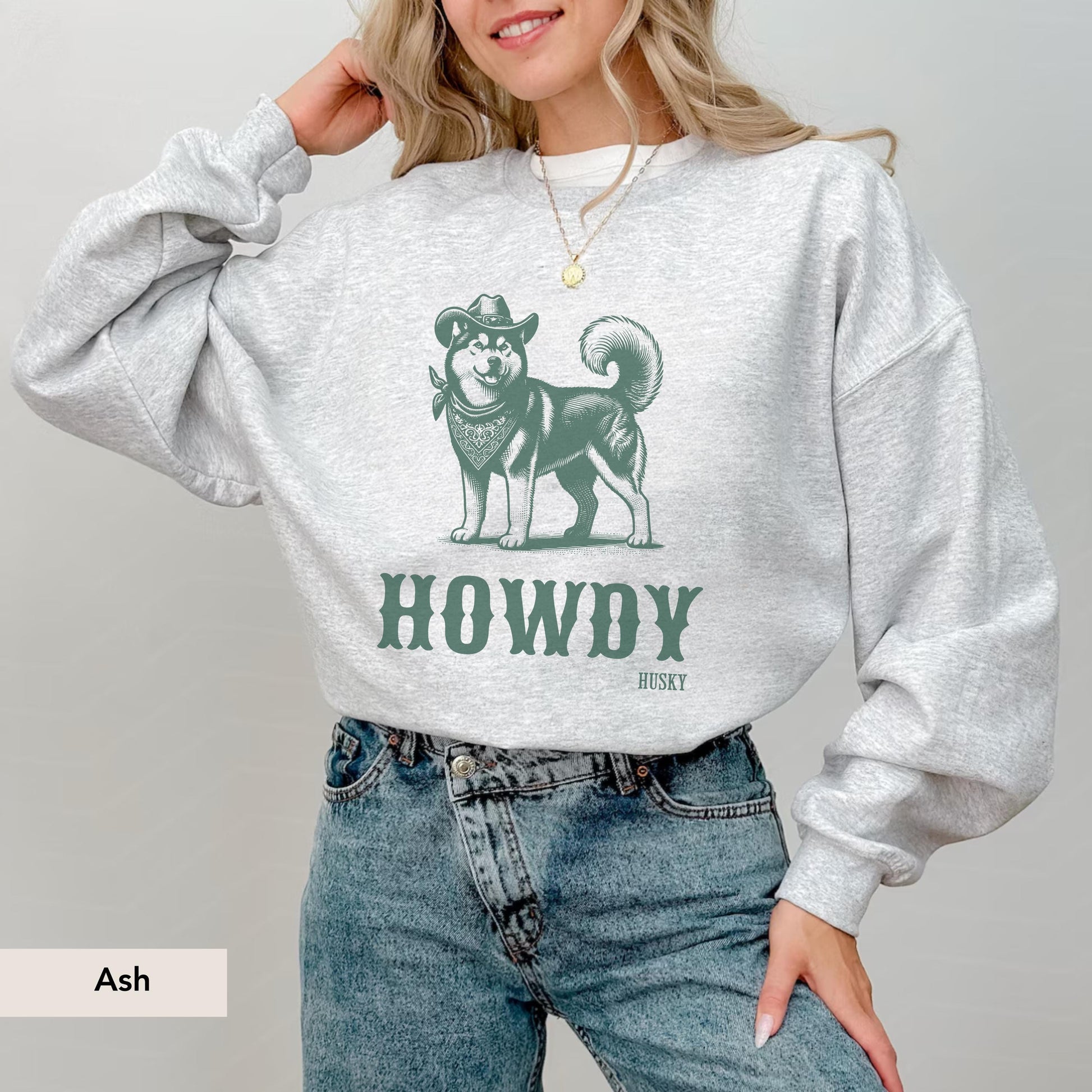 Howdy Husky Sweatshirt, Siberian Husky, Husky, Siberian Husky Sweatshirt, Siberian Husky Shirt, Husky dog mom, Husky Lover gift