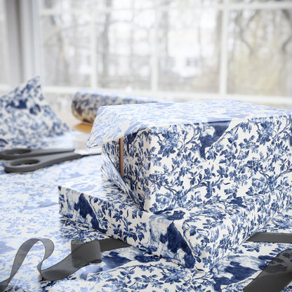 English Springer French Toile De Jouy Wrapping Paper