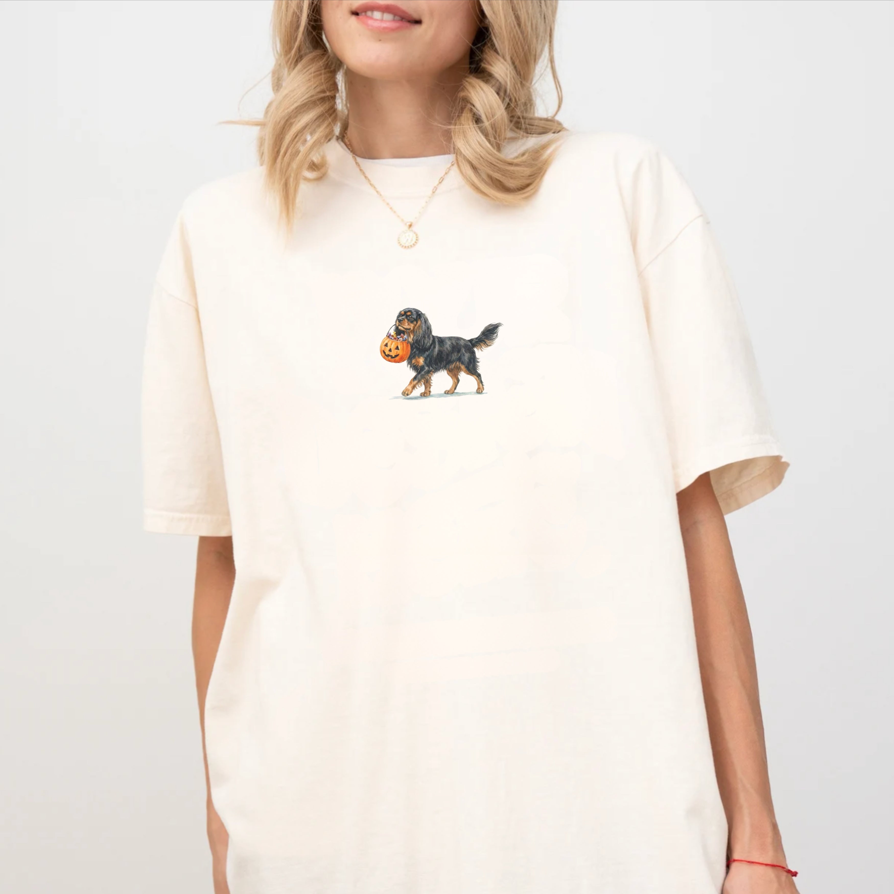 Cavalier Spaniel Black and Tan Halloween T-shirt