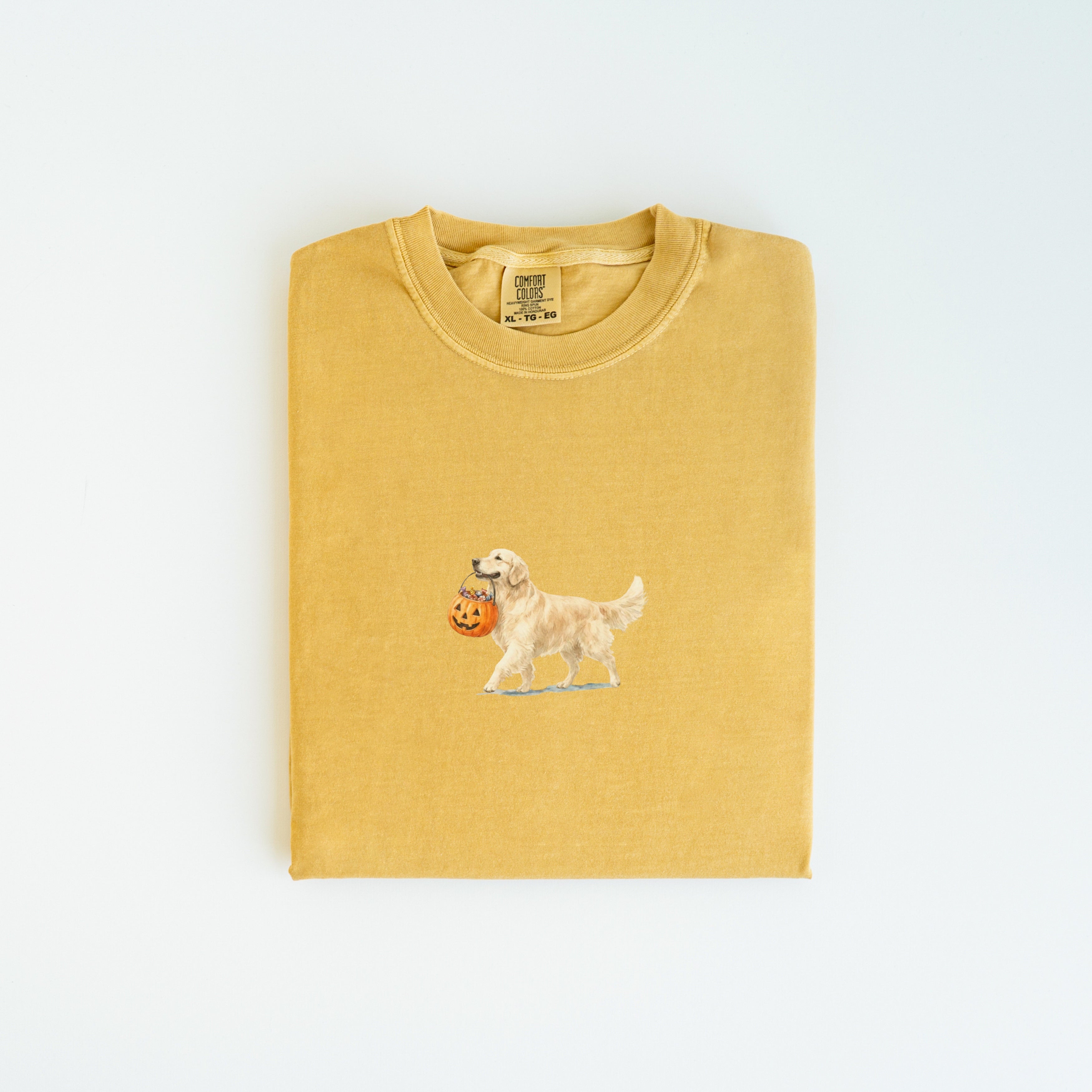 Golden Retriever cream Halloween T-shirt