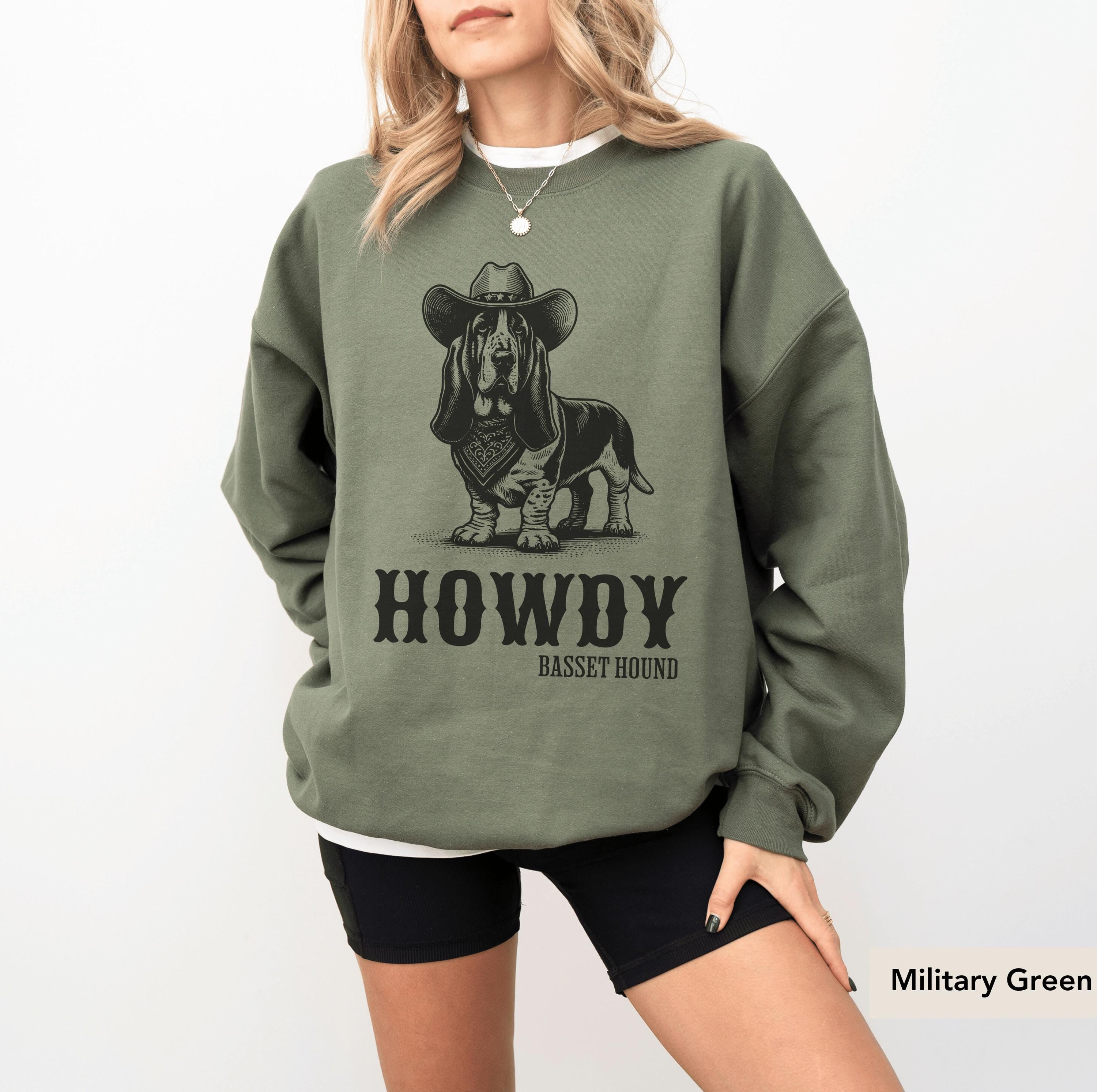 Howdy Basset Hound Sweatshirt, Basset Hound, Basset Hound Sweatshirt, Basset Hound mom, Basset Hound lover, Basset Hound Gifts, Cowboy Dog