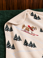 Shih Tzu beige Christmas skiing fleece blanket — detail view